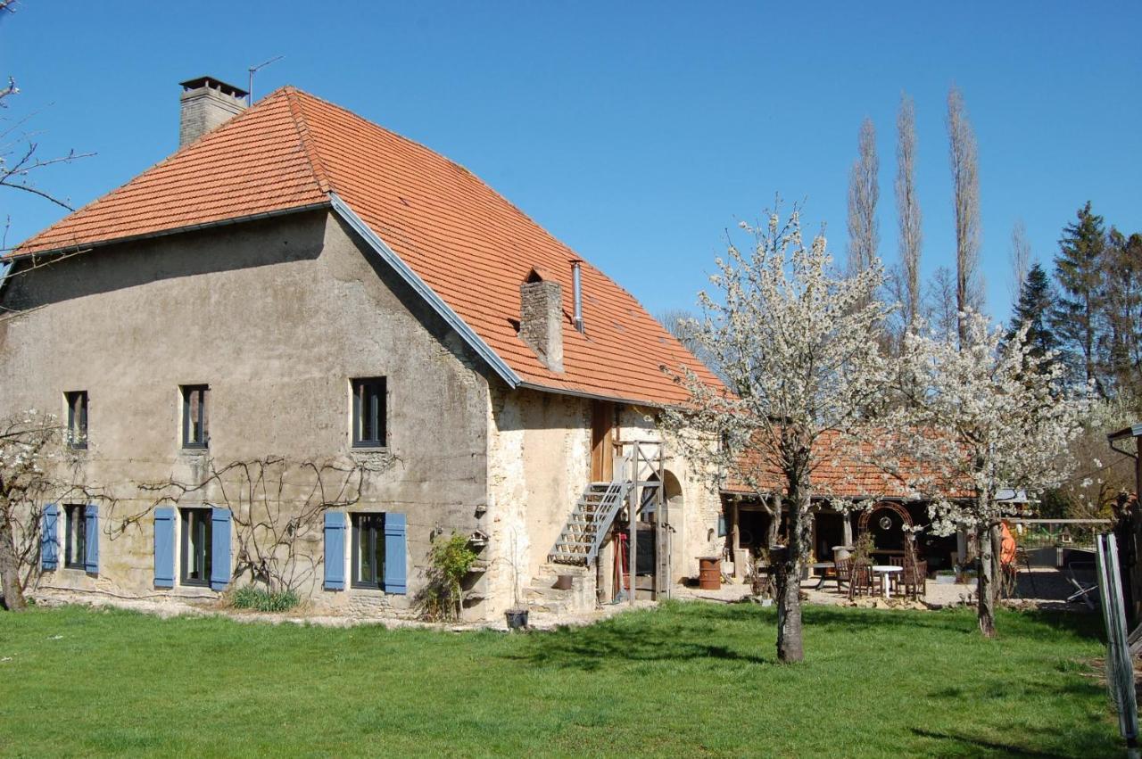 Chambre D'Hotes Juste-Confortable Fleurey-les-Lavoncourt Exterior photo